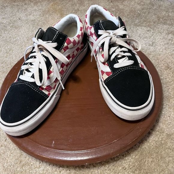 Sneaks Red and white checkerboard Vans black toes,heels Unisex 8.5Men/10 Women - Picture 2 of 8
